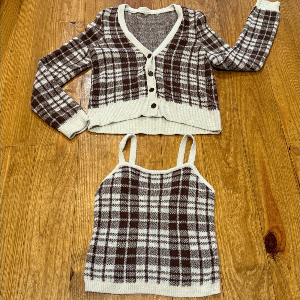 Plaid Cardigan and Tank Top Set in Brown and Cream